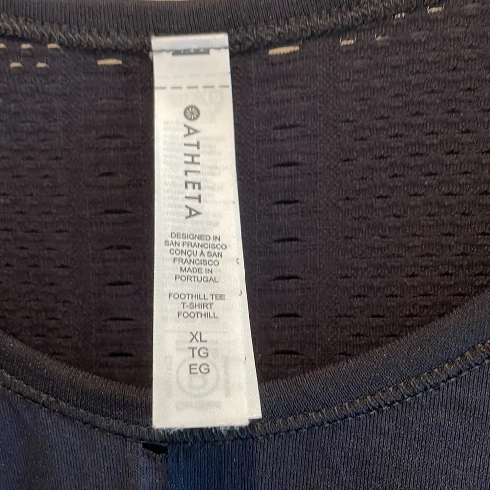 Athleta Foothill Tee - Picture 10 of 10